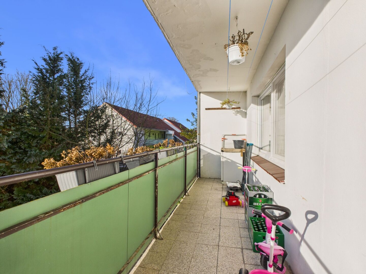 Balkon OG
