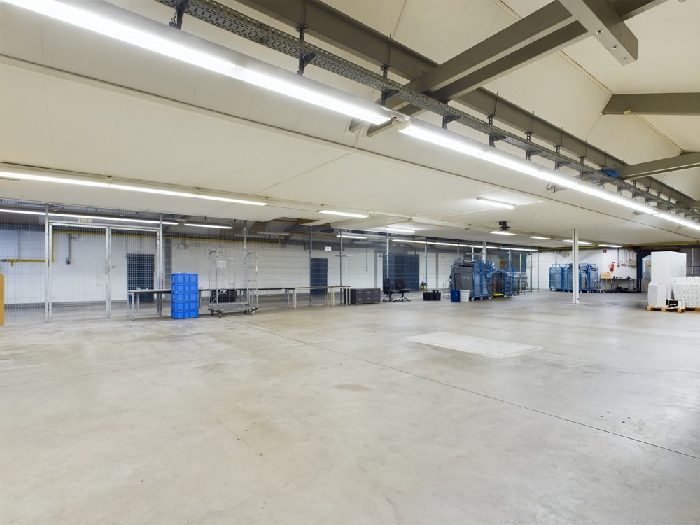 Halle 1